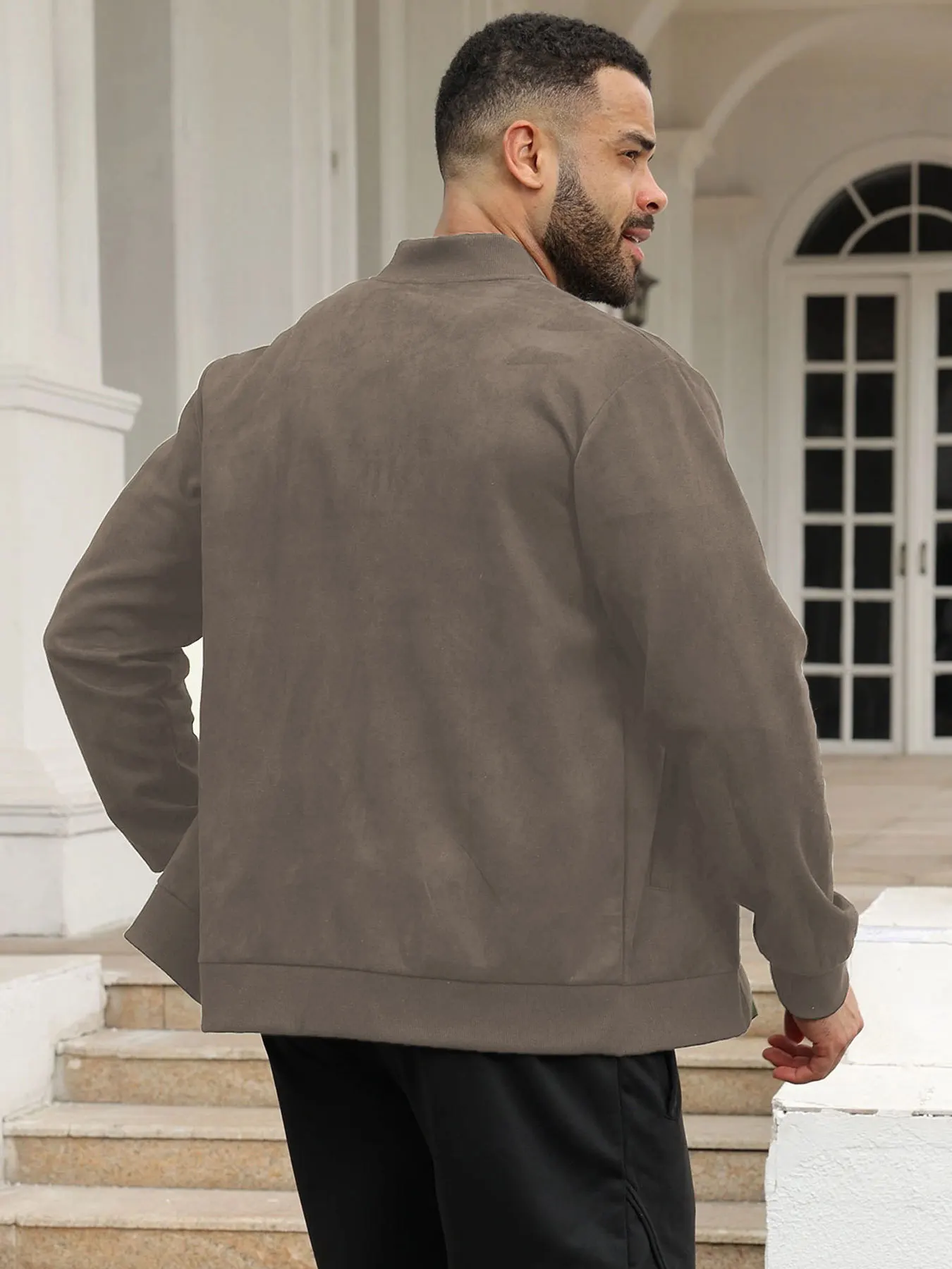 Jaqueta de Camurça Drovic – Estilo e Conforto