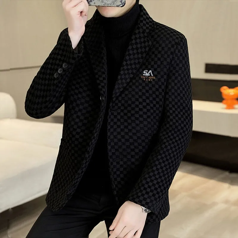 Terno Masculino Xadrez Corell – Elegância Casual e Estilo Contemporâneo